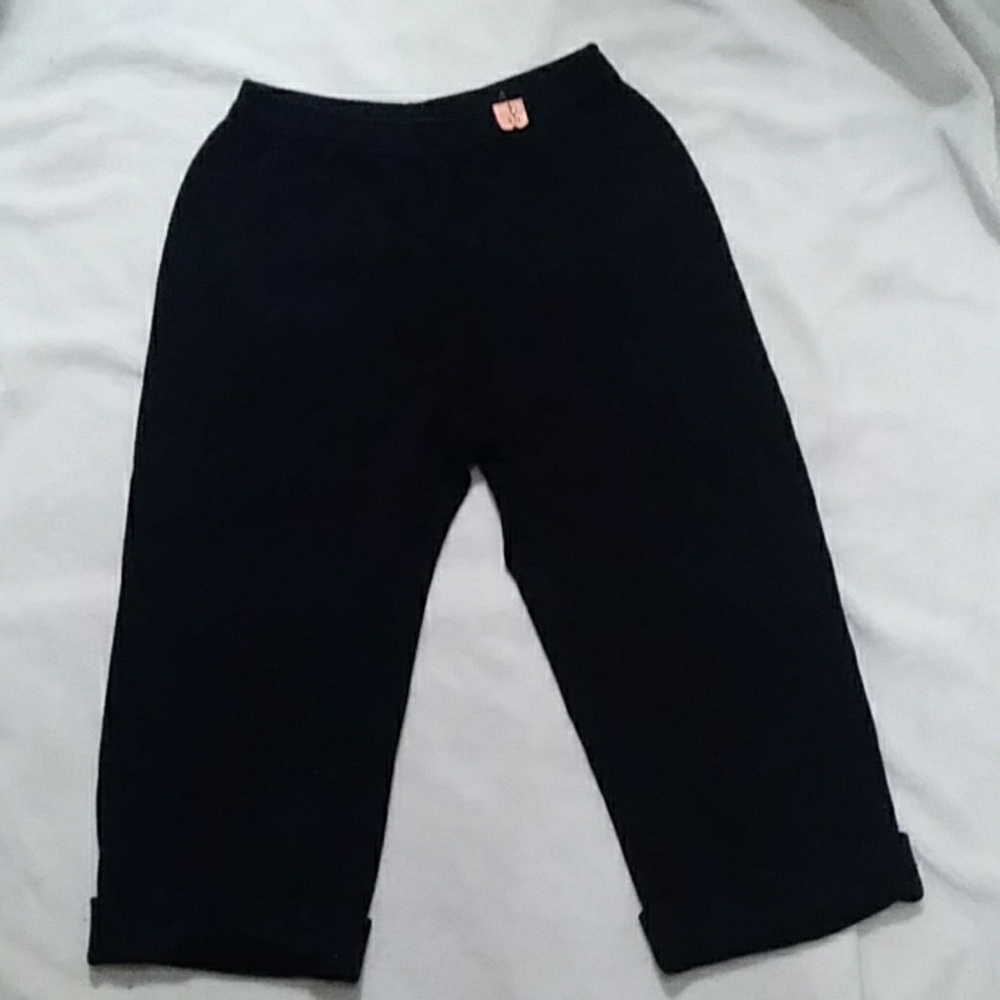 St John sport black cropped pants